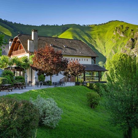 Logis Hotel Etchemaite Ларро Екстер'єр фото