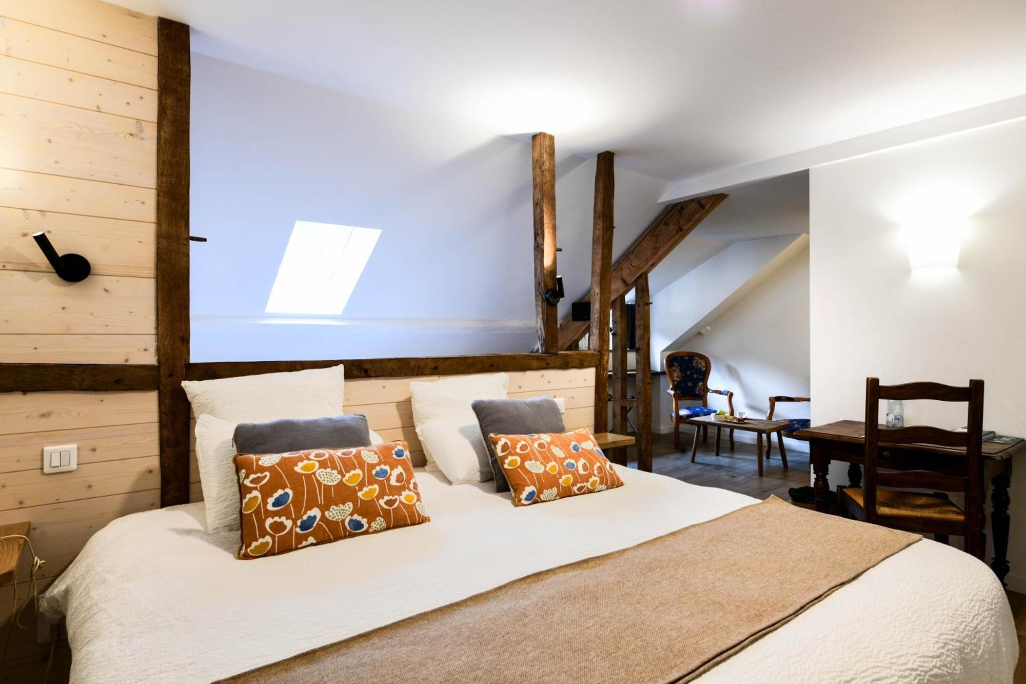 Logis Hotel Etchemaite Ларро Екстер'єр фото