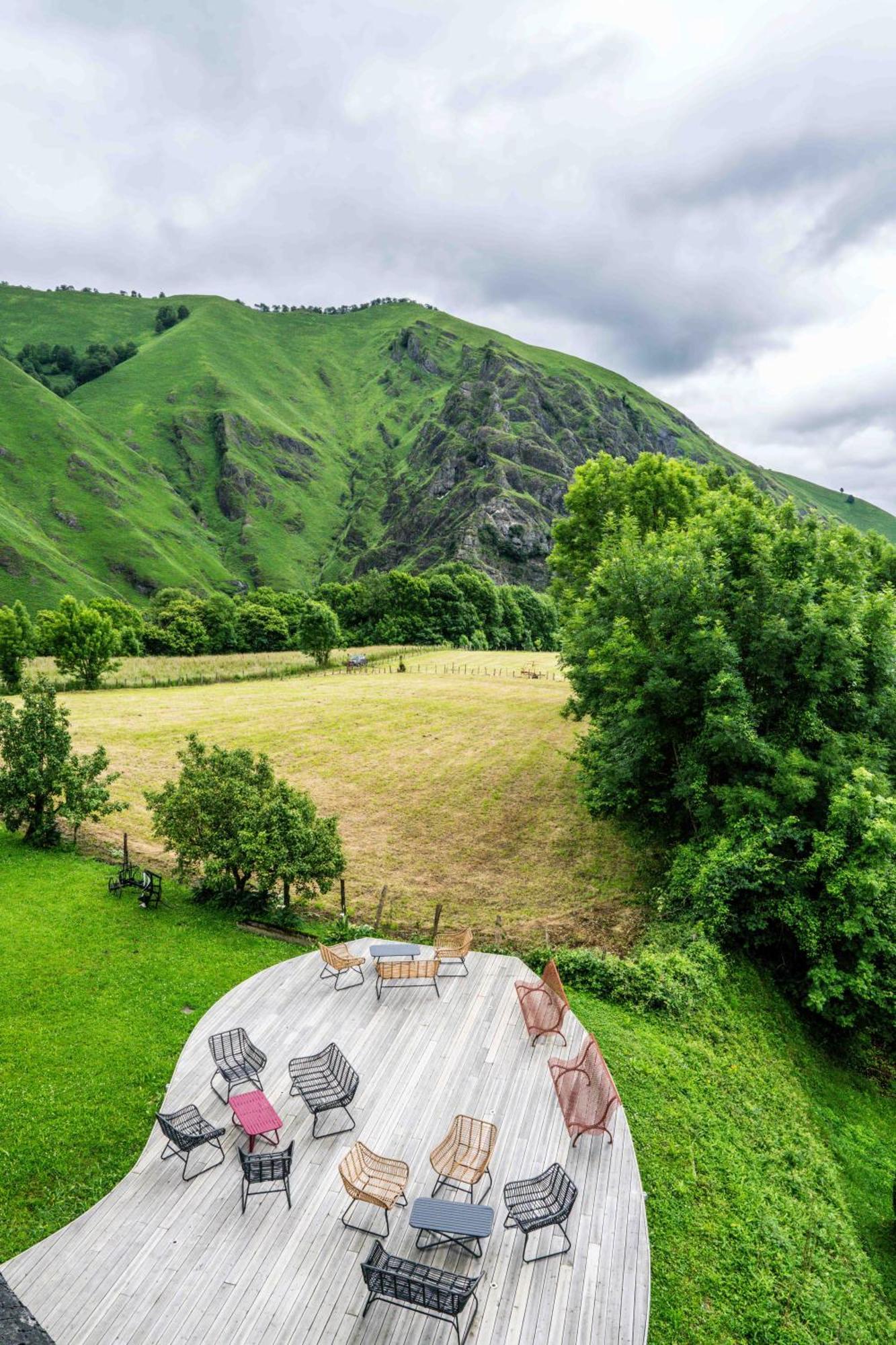 Logis Hotel Etchemaite Ларро Екстер'єр фото