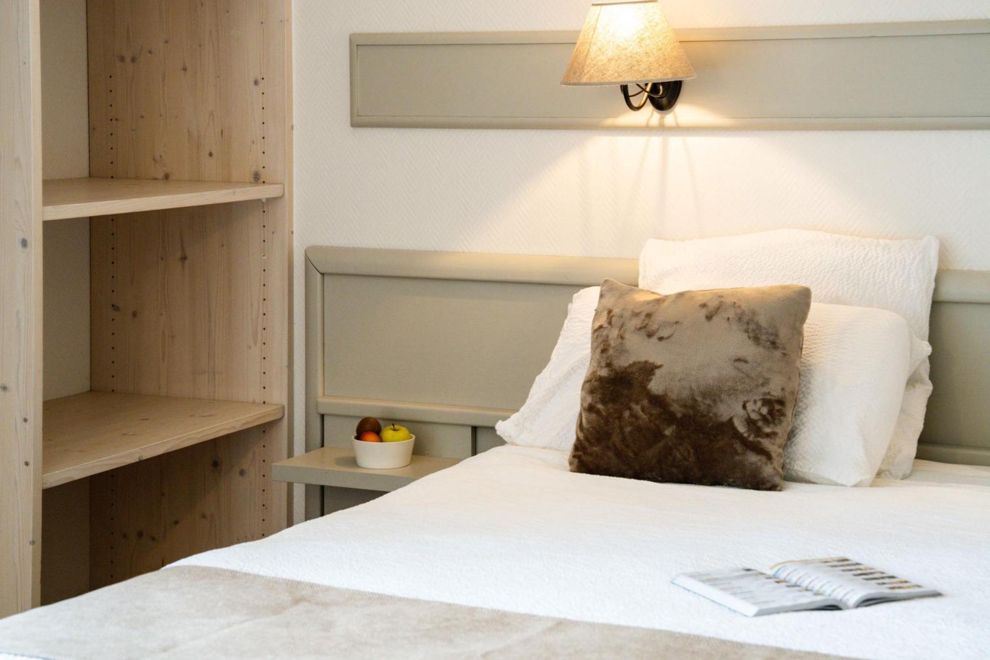 Logis Hotel Etchemaite Ларро Екстер'єр фото