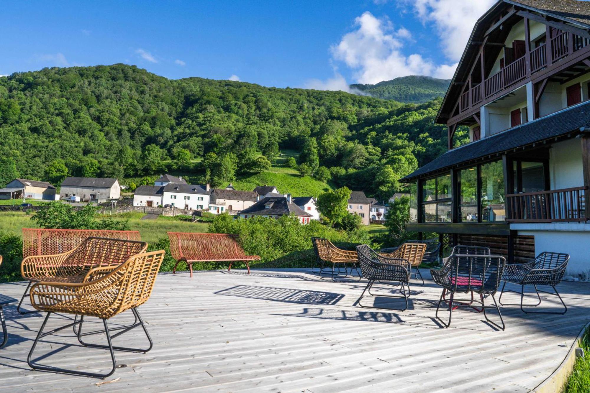 Logis Hotel Etchemaite Ларро Екстер'єр фото