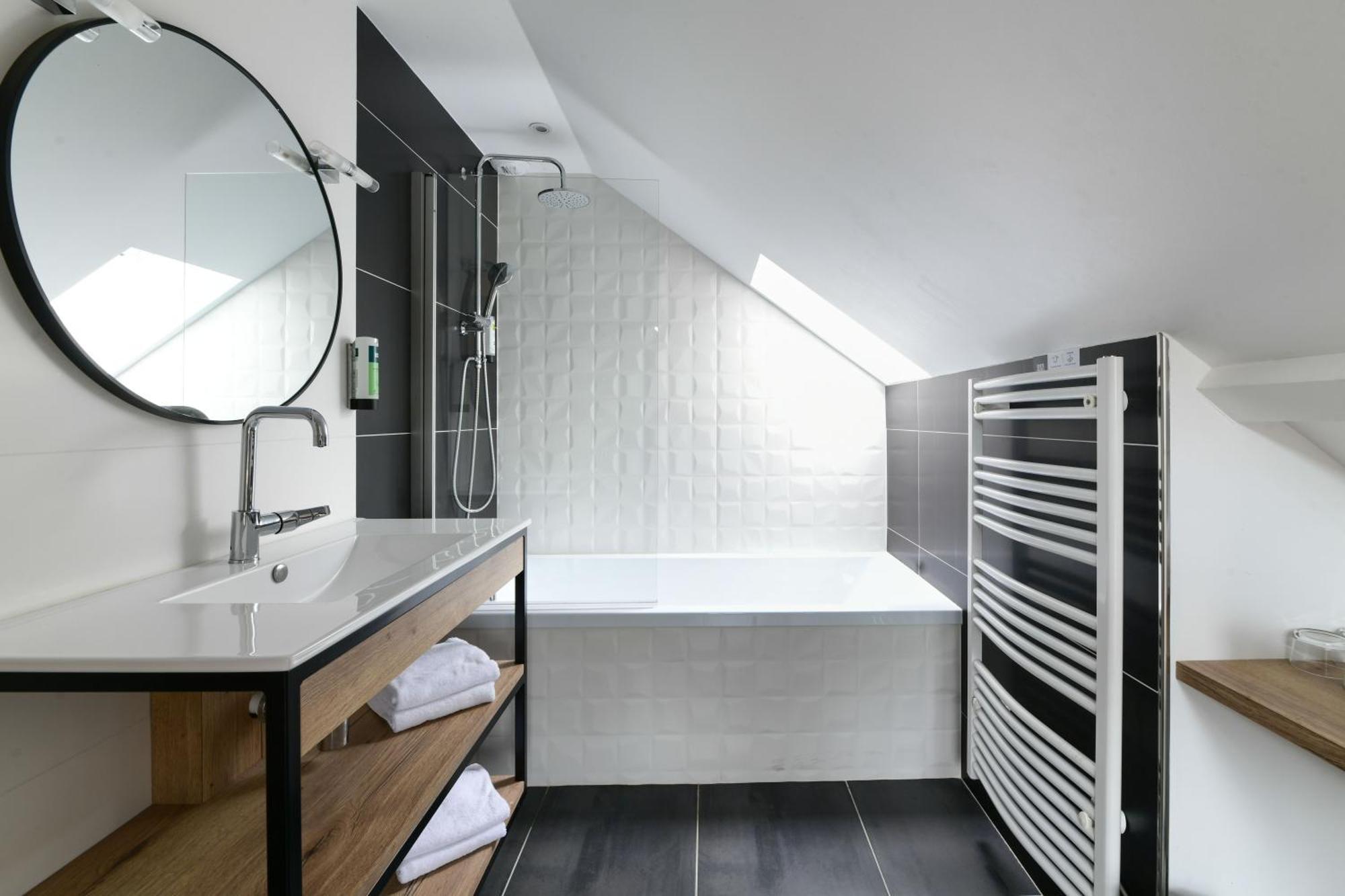 Logis Hotel Etchemaite Ларро Екстер'єр фото