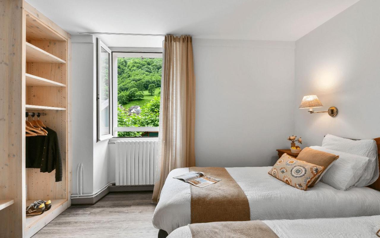Logis Hotel Etchemaite Ларро Екстер'єр фото